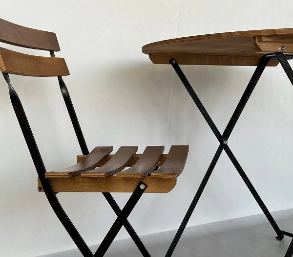 صندلی چوب و فلز کفه و پشتی قوس دار