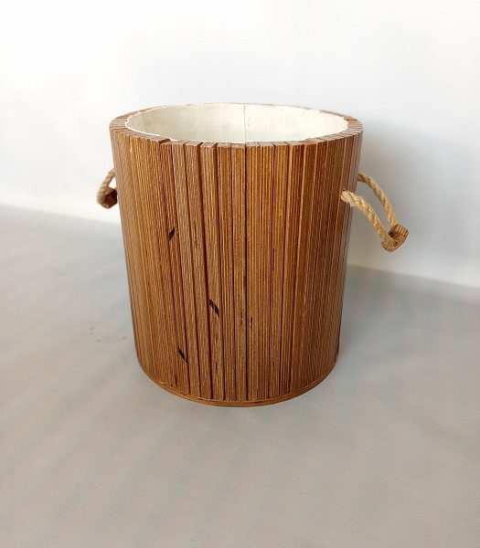 سطل زباله چوبی